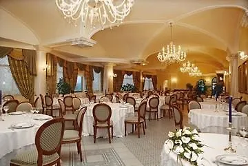 Hotel La Rosa Dei Venti Campogrande 4*,